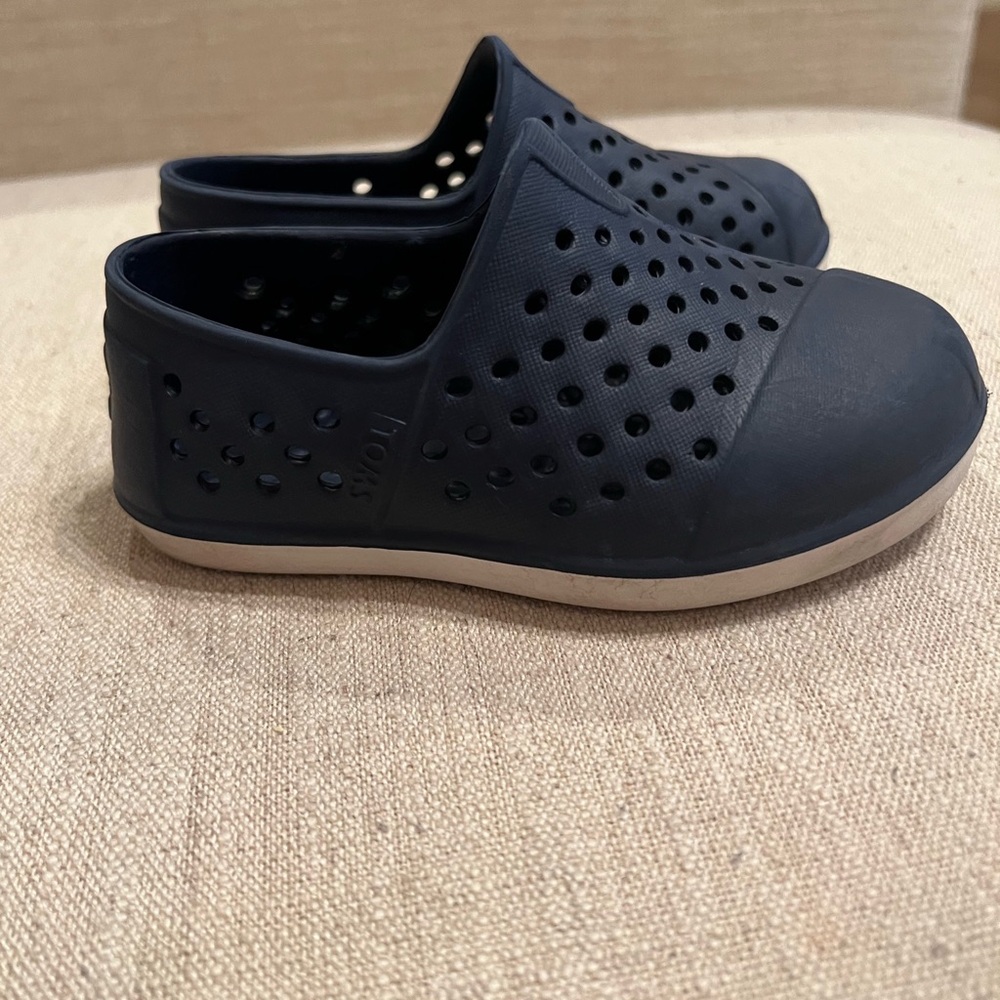 Toms Romper Water Resistant Shoes